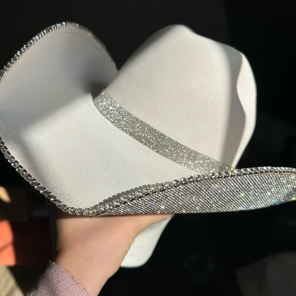 ??? crystal clear rhinestone cowgirl hat on bottom brim only White Cowboy Hat w/ Clear Rhinestones (Brim Only) – Kalieda  main image 3